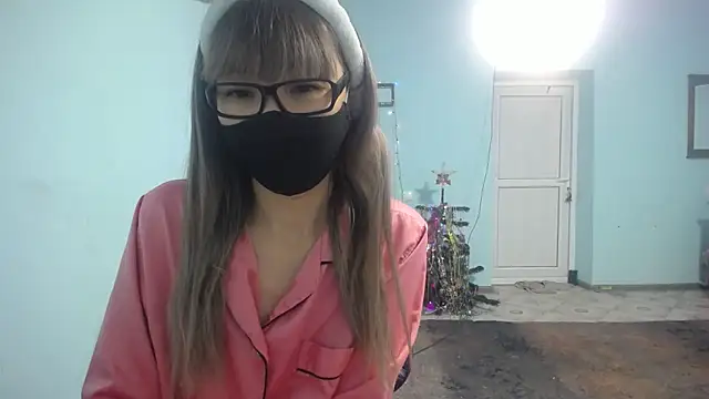 elllaaxx online show from January 14, 2025, 7:27 am