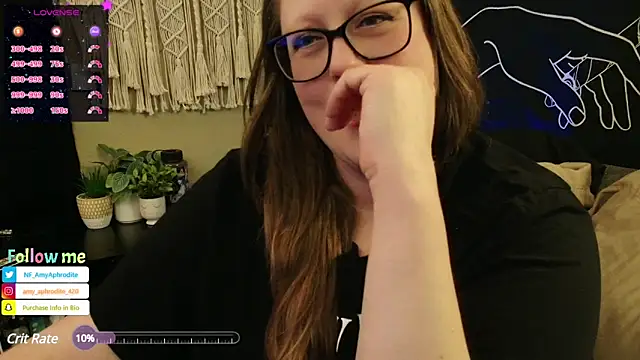 Snapshot of AmyAphrodite chatting on February 24, 2025, 8:27 am AmyAphrodite online show from February 24, 2025, 8:27 am