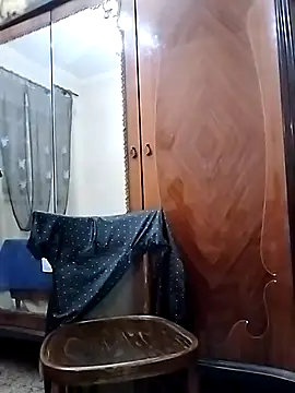 Snapshot of Lucia8600 chatting on February 11, 2026, 8:58 pm Lucia8600 online show from February 11, 2026, 8:58 pm