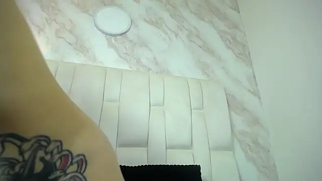 Naughty Kittenm online show from February 11, 2025, 4:46 pm