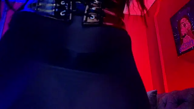 Julieta Russell online show from September 16, 2025, 12:28 pm