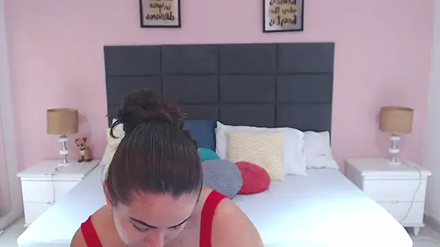 MadisonJenner online show from January 13, 2025, 11:41 am