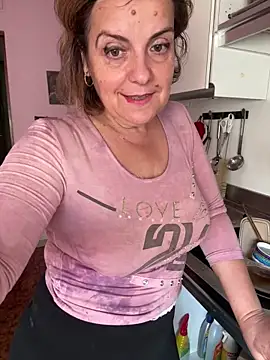 Snapshot of Sunbelxx chatting on September 30, 2025, 7:35 am Sunbelxx online show from September 30, 2025, 7:35 am