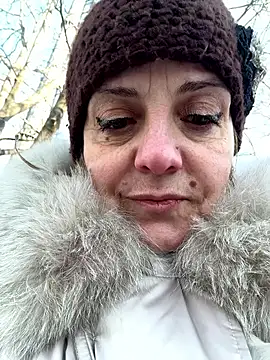 Snapshot of Sunbelxx chatting on January 12, 2026, 11:37 am Sunbelxx online show from January 12, 2026, 11:37 am