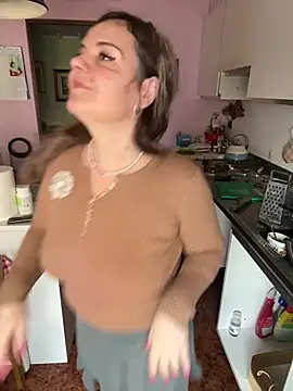 Snapshot of Sunbelxx chatting on February 16, 2026, 8:54 am Sunbelxx online show from February 16, 2026, 8:54 am