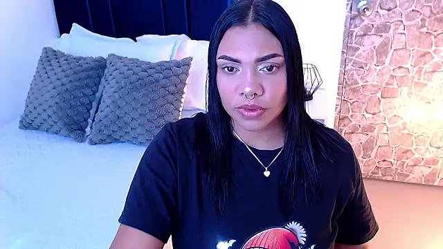 Snapshot of angela_santana_ chatting on October 7, 2025, 6:49 pm angela santana online show from October 7, 2025, 6:49 pm