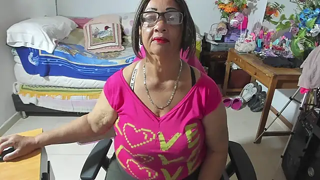 Snapshot of Mrs_mommy_ chatting on September 11, 2025, 8:09 pm Mrs mommy online show from September 11, 2025, 8:09 pm