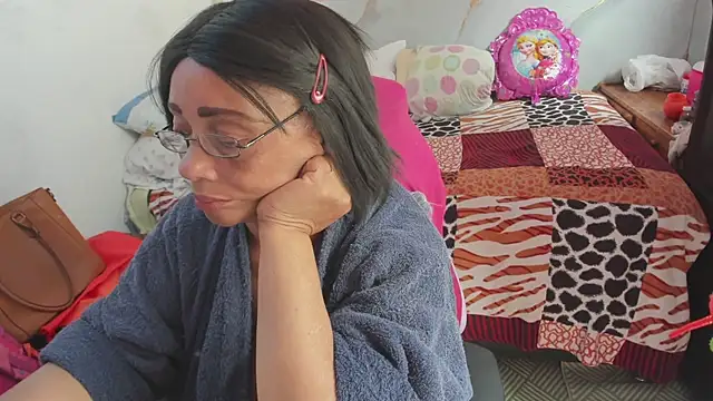 Snapshot of Mrs_mommy_ chatting on January 31, 2026, 7:11 pm Mrs mommy online show from January 31, 2026, 7:11 pm