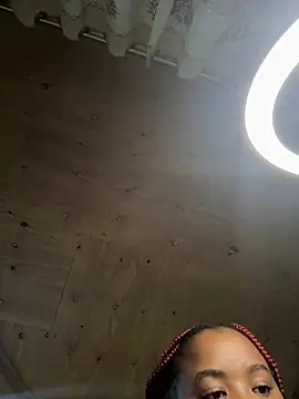 Linahlove online show from December 30, 2024, 10:12 pm