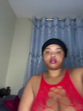 Snapshot of Linahlove chatting on February 9, 2026, 10:03 pm Linahlove online show from February 9, 2026, 10:03 pm