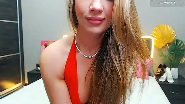 Snapshot of Magic_Eyes__ chatting on January 23, 2025, 5:35 am Magic Eyes online show from January 23, 2025, 5:35 am
