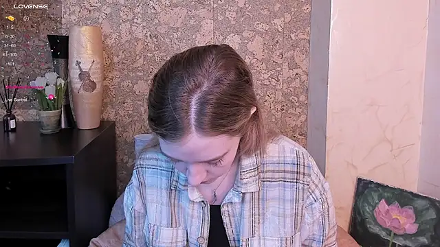 Ksuhesa online show from March 21, 2025, 7:00 am