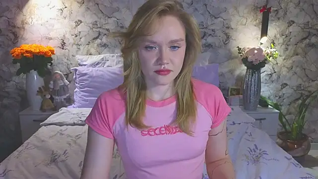 Snapshot of Aurora_Golden1 chatting on February 14, 2026, 4:59 pm Aurora Golden1 online show from February 14, 2026, 4:59 pm