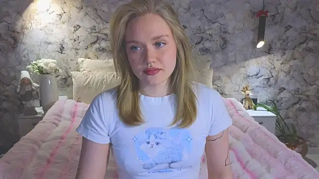 Aurora Golden1 online show from May 23, 2026, 11:58 am