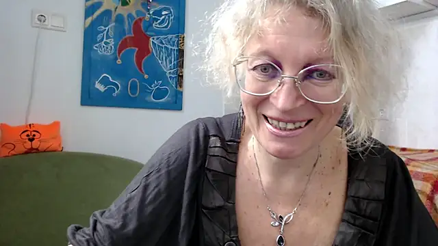 Zosya1111 online show from December 28, 2024, 8:48 am