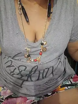 Snapshot of negatamil chatting on December 4, 2025, 5:43 pm negatamil online show from December 4, 2025, 5:43 pm