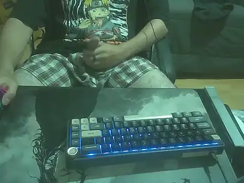 Snapshot of bnj181407 chatting on December 21, 2025, 2:08 am bnj181407 online show from December 21, 2025, 2:08 am