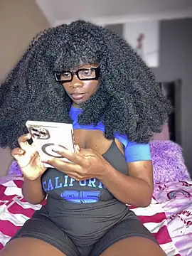 Snapshot of Candy-Heart chatting on November 7, 2025, 9:59 pm Candy-Heart online show from November 7, 2025, 9:59 pm