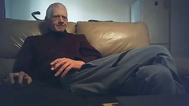 Snapshot of brenzs chatting on November 23, 2025, 1:55 pm brenzs online show from November 23, 2025, 1:55 pm