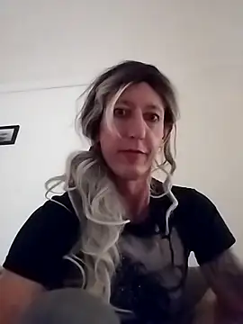 Snapshot of AlexiaXXL chatting on March 10, 2026, 1:43 am AlexiaXXL online show from March 10, 2026, 1:43 am