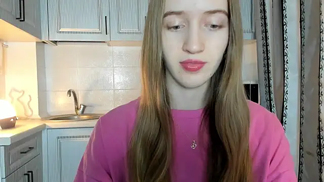 Snapshot of leslie_my_lovee chatting on November 18, 2025, 8:02 pm leslie my lovee online show from November 18, 2025, 8:02 pm