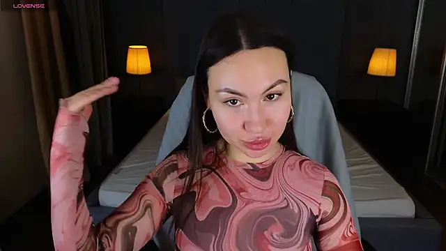 Snapshot of GIGI_BENNET chatting on December 19, 2024, 5:18 am GIGI BENNET online show from December 19, 2024, 5:18 am
