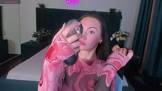 Snapshot of GIGI_BENNET chatting on January 19, 2025, 3:53 pm GIGI BENNET online show from January 19, 2025, 3:53 pm