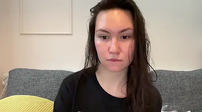 Snapshot of GIGI_BENNET chatting on March 6, 2025, 11:47 am GIGI BENNET online show from March 6, 2025, 11:47 am