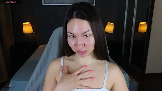 Snapshot of GIGI_BENNET chatting on March 13, 2025, 8:15 am GIGI BENNET online show from March 13, 2025, 8:15 am