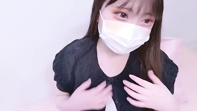 x--Miu--x online show from January 15, 2026, 11:15 am