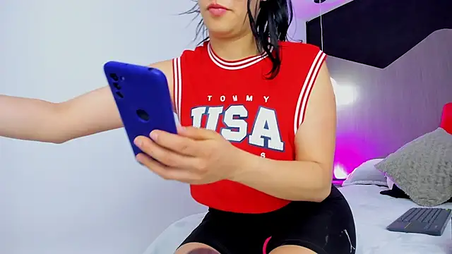 Snapshot of kate_evans1 chatting on October 23, 2025, 7:18 am kate evans1 online show from October 23, 2025, 7:18 am