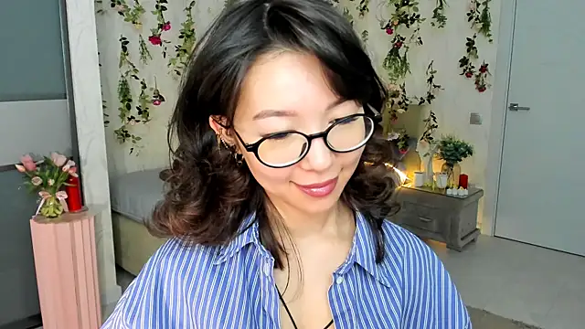 Snapshot of AgnieszkaBanana chatting on May 6, 2026, 4:08 am AgnieszkaBanana online show from May 6, 2026, 4:08 am