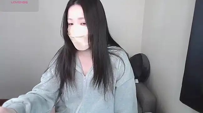 Snapshot of _NOA-chan_ chatting on January 11, 2025, 3:20 pm NOA-chan online show from January 11, 2025, 3:20 pm