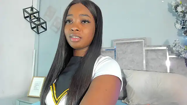 Snapshot of GabyyJones chatting on October 16, 2025, 12:06 pm GabyyJones online show from October 16, 2025, 12:06 pm