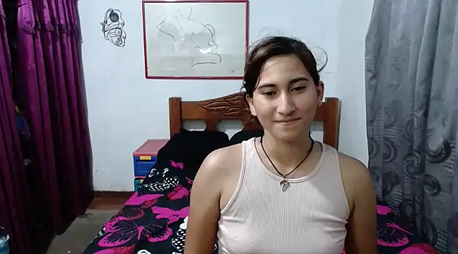 Snapshot of LadyMilk003 chatting on December 9, 2024, 6:46 pm LadyMilk003 online show from December 9, 2024, 6:46 pm