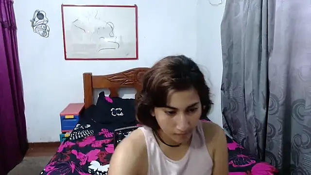 Snapshot of LadyMilk003 chatting on December 27, 2024, 4:32 pm LadyMilk003 online show from December 27, 2024, 4:32 pm