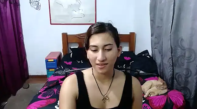 Snapshot of LadyMilk003 chatting on January 10, 2025, 6:49 pm LadyMilk003 online show from January 10, 2025, 6:49 pm