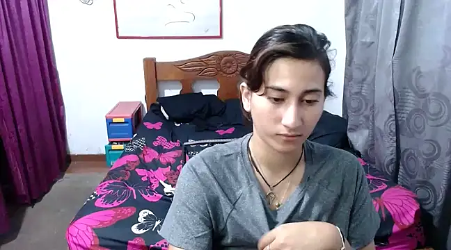 Snapshot of LadyMilk003 chatting on January 13, 2025, 7:21 pm LadyMilk003 online show from January 13, 2025, 7:21 pm