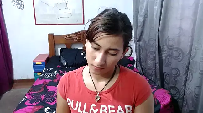 Snapshot of LadyMilk003 chatting on January 21, 2025, 6:23 pm LadyMilk003 online show from January 21, 2025, 6:23 pm