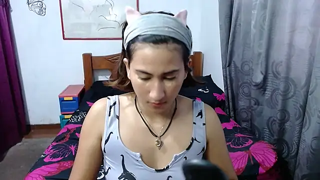 Snapshot of LadyMilk003 chatting on January 24, 2025, 3:24 pm LadyMilk003 online show from January 24, 2025, 3:24 pm