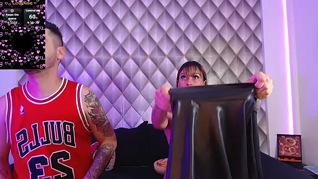 Snapshot of CoupleSwingerLatin chatting on February 5, 2026, 2:33 pm CoupleSwingerLatin online show from February 5, 2026, 2:33 pm