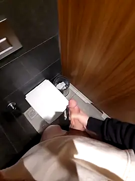 sevvvvsevvvv1 online show from February 22, 2026, 1:20 pm