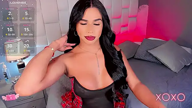 Snapshot of Franciis_4u chatting on January 31, 2026, 10:30 pm Franciis 4u online show from January 31, 2026, 10:30 pm