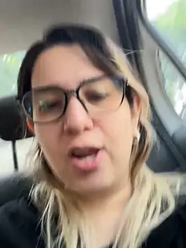 amooraaamoon online show from November 4, 2025, 11:53 am