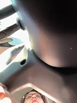 amooraaamoon online show from November 8, 2025, 11:54 am