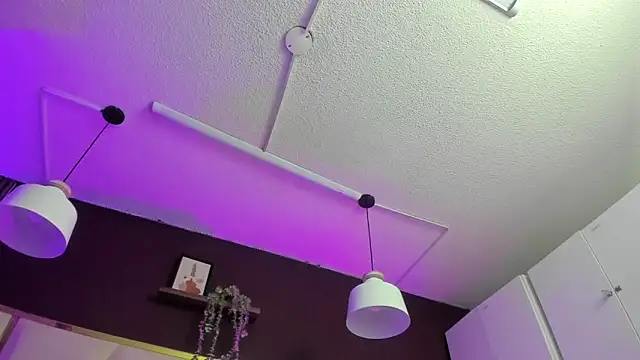 April bowie online show from October 17, 2025, 11:02 am