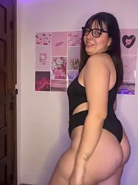 agoosvokk online show from September 17, 2025, 5:03 pm