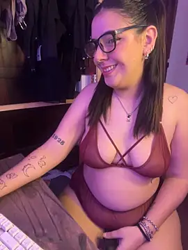 agoosvokk online show from October 14, 2025, 7:20 am