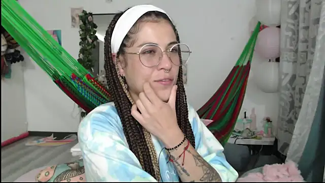 Hellen dumont online show from May 14, 2026, 2:18 am
