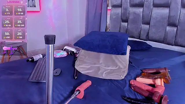 Snapshot of sarayhorny69 chatting on January 31, 2025, 8:54 pm sarayhorny69 online show from January 31, 2025, 8:54 pm